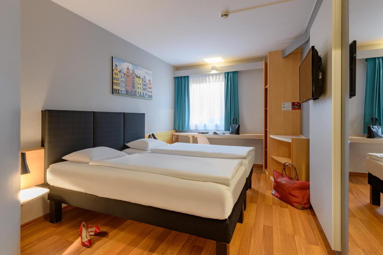 Ibis Koeln Frechen Hotel Exterior foto