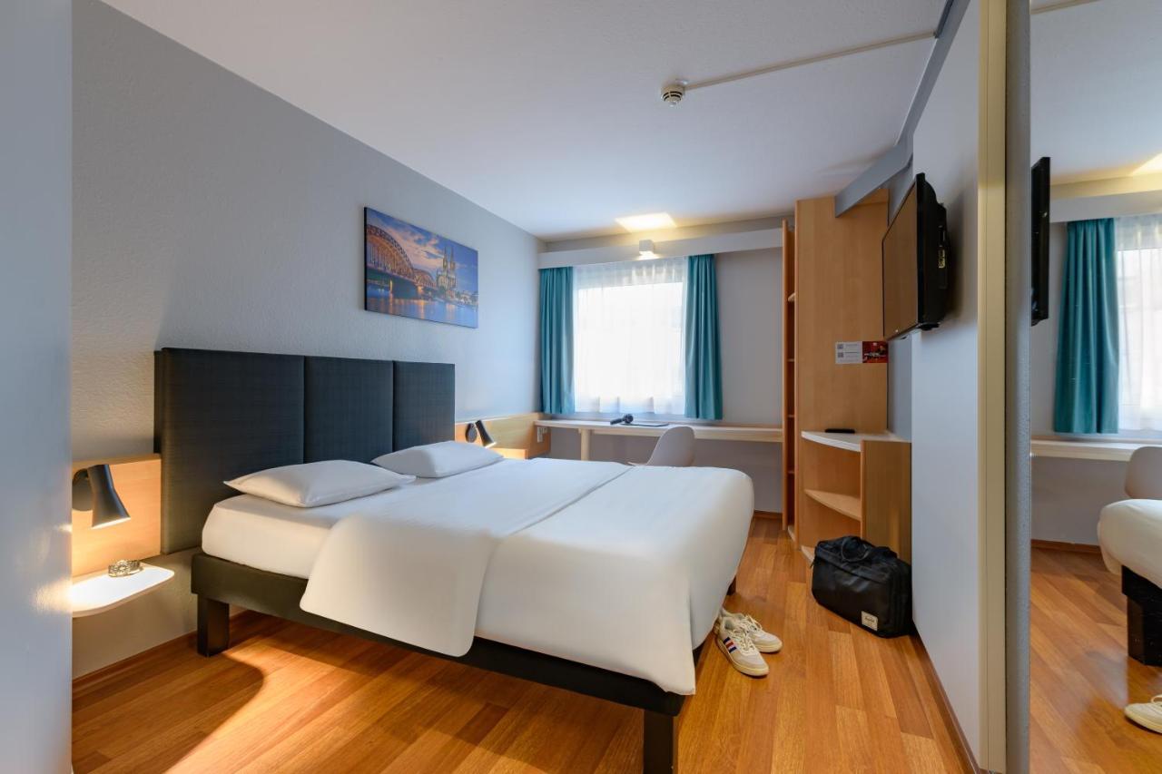 Ibis Koeln Frechen Hotel Exterior foto