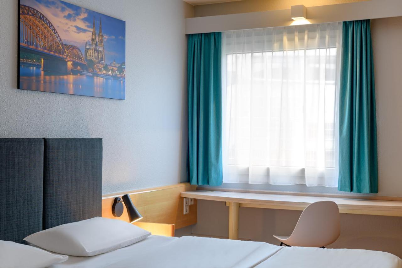 Ibis Koeln Frechen Hotel Exterior foto